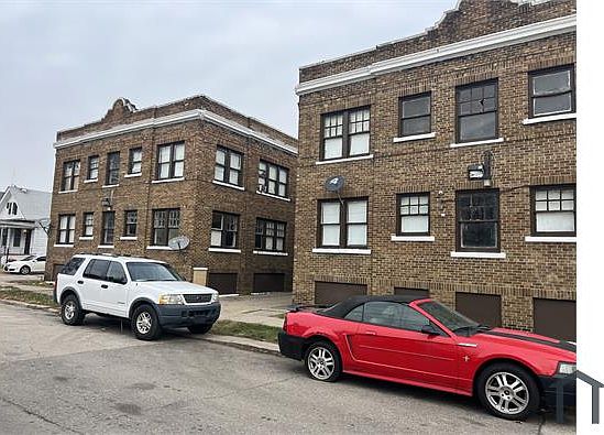 1st image of 2500 Hurlbut St #21