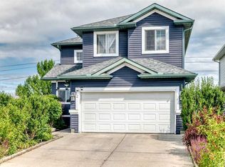 92 S San Diego Grn NE, Calgary, AB T1Y 7C5
