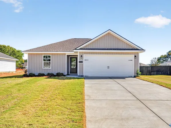 20124 Hillsborough St, Athens, AL 35613