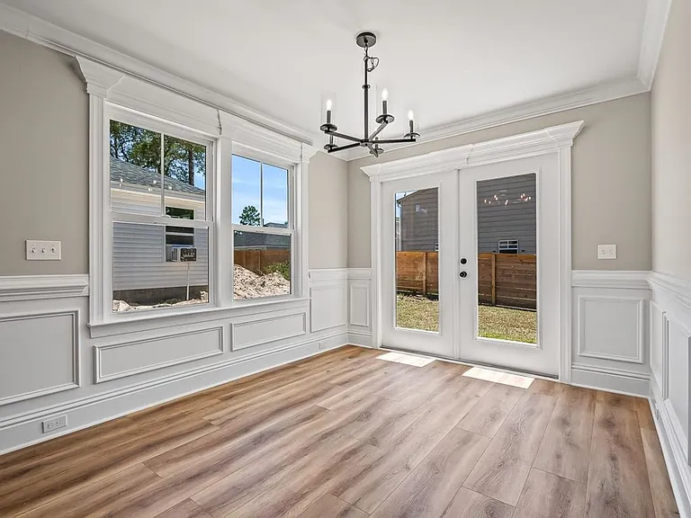 84 Merwyn Dr — Photo 20