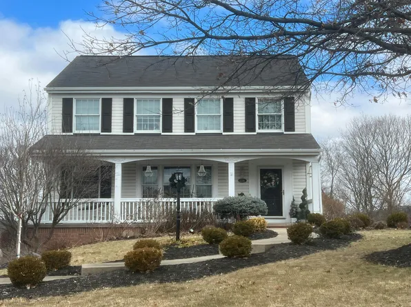 118 Amberwoods Dr, Canonsburg, PA 15317