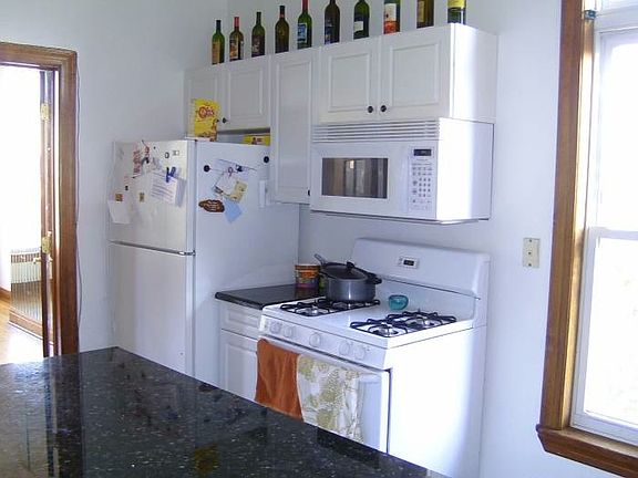 3rd image of 532 S Campbell Ave #3
