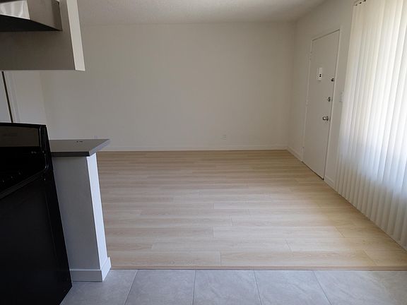 4th image of 5089 Highland View Ave