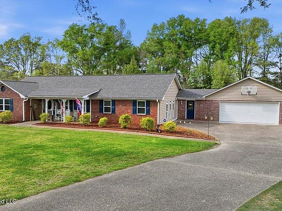 2nd image of 108 Pinehaven Pl