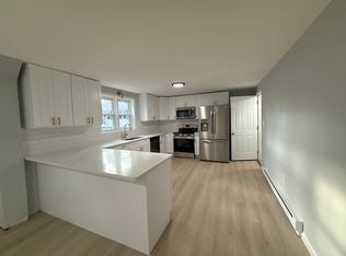 40-44 W Main St #40, Clinton, CT 06413