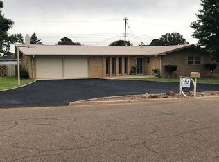 320 Sunland Dr, Clovis, NM 88101