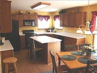 5th image of 8639 Weaver Woods Pl