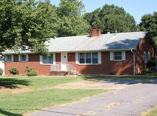 2601 Atwood Rd, Winston Salem, NC 27103