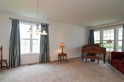 3rd image of 13127 Birmingham Ct