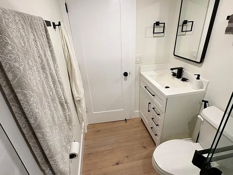 22805 SW 66th Ave #105 — Photo 5
