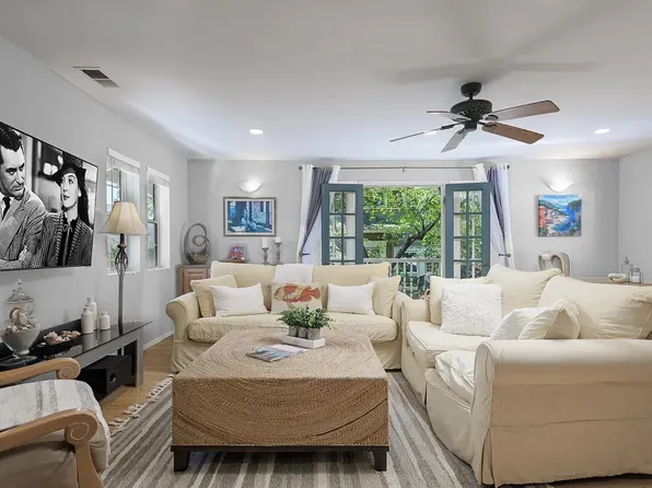 25 1/2 W Islay St, Santa Barbara, CA 93101