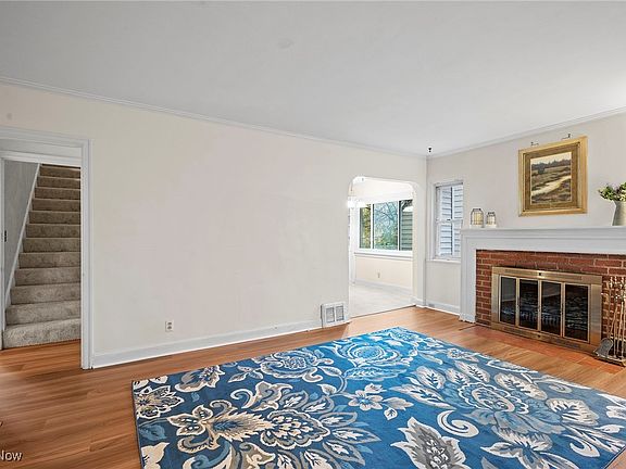 5th image of 5136 Lynd Ave