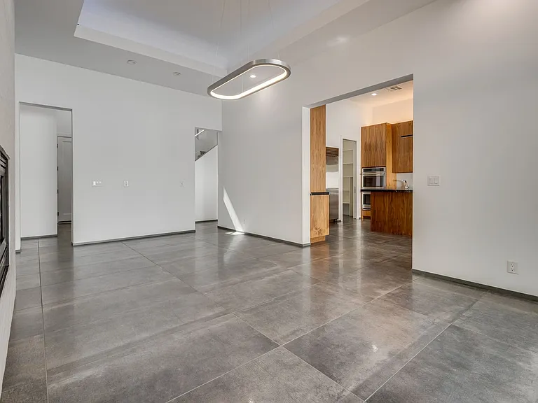 628 Edgebrook Dr — Photo 11