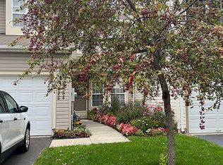 6 Dunston Ln, Robbinsville, NJ 08691