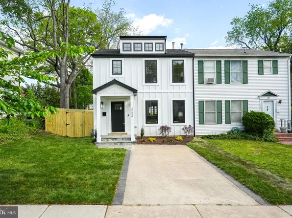 322 Clifford Ave #A, Alexandria, VA 22305