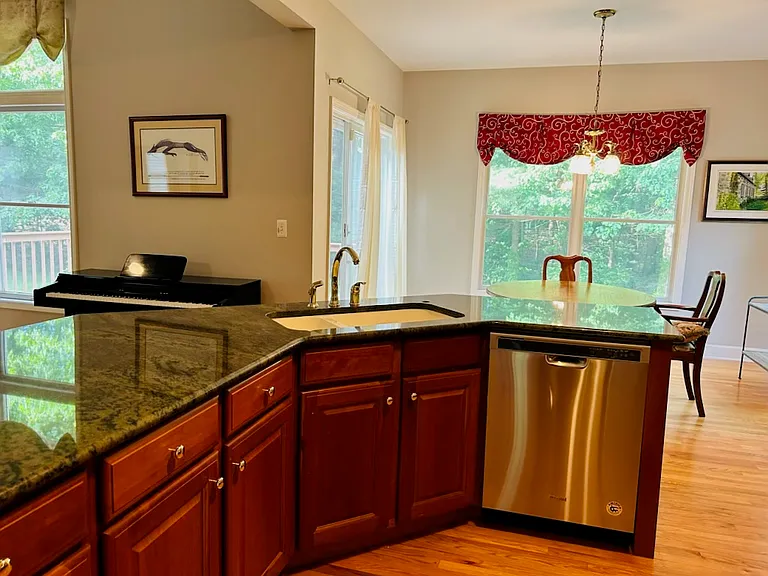 7 Stone Clover Dr — Photo 13