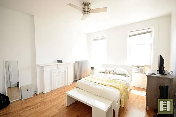 Rented by Halstead Real Estate | media 19
