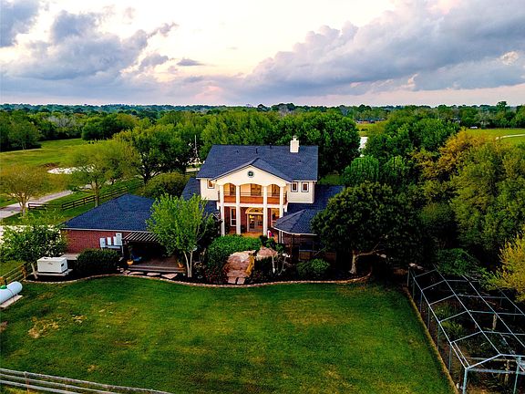 4th image of 8211 Deats Ln