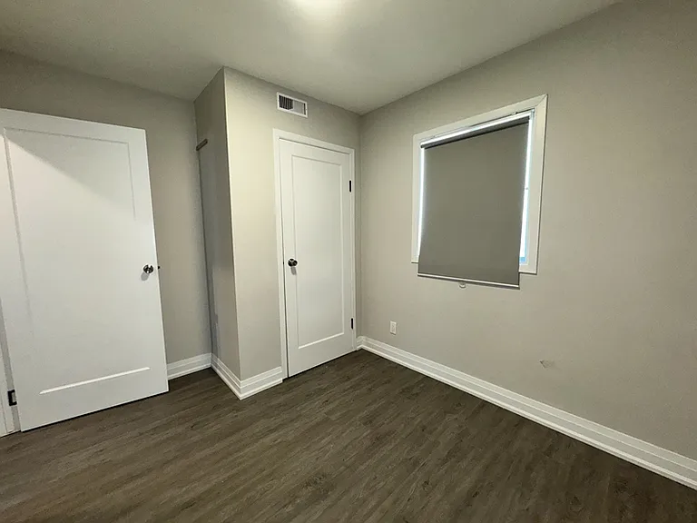 16 Wellington St W #6 — Photo 19