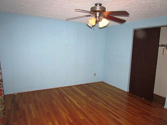4th image of 3918 Gunstock Ct