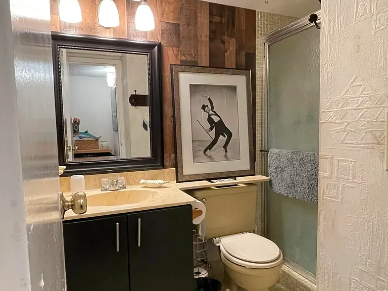 4 Abbey Ln #103 — Photo 17