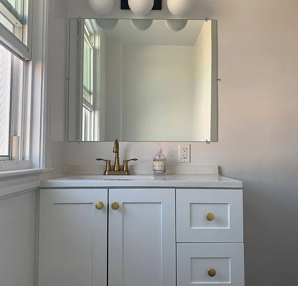 220 Adams St NE — Photo 25