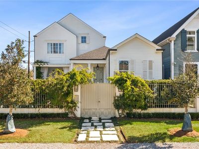 831 Calhoun St, New Orleans, LA, 70118