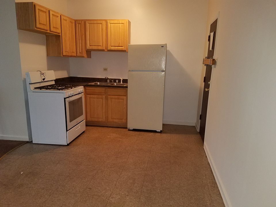 1st image of 1376 W 79th St #1376208