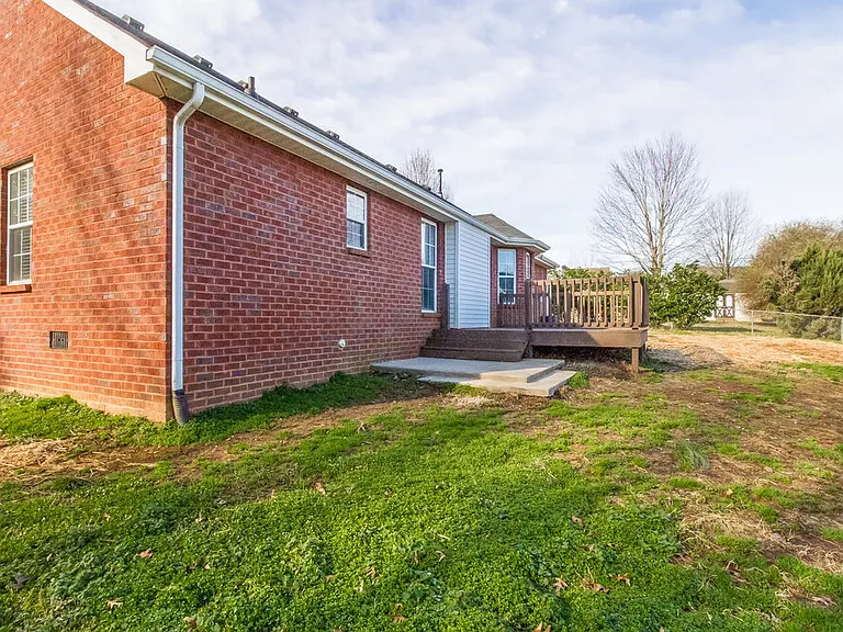713 Almondwood Pl — Photo 16
