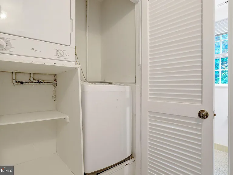 3456 S Stafford St #B1 — Photo 18