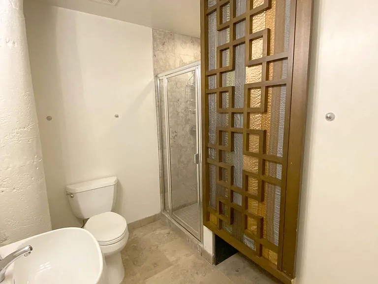 1700 Kalorama Rd NW #201 — Photo 28