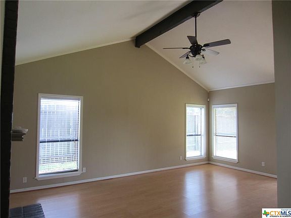 2nd image of 311 Williamsburg Ave