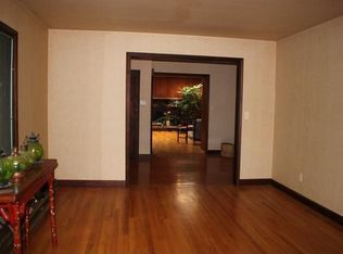 1 Panoramic Dr, Valley Cottage, NY 10989