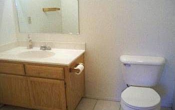 2nd image of 3365 Treehaven Dr APT B