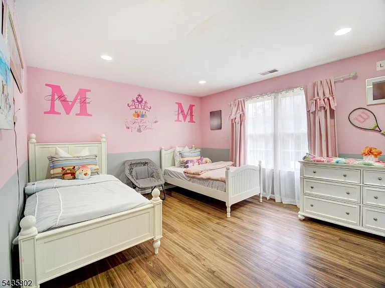 14 Hemingway Dr — Photo 31