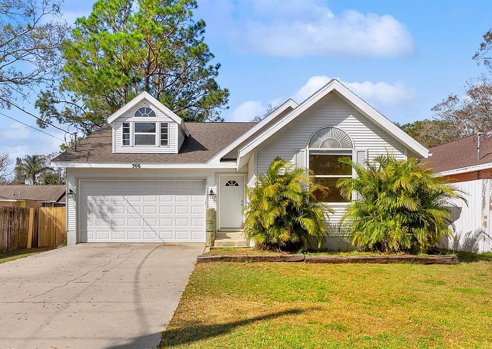 1st image of 306 OAKWOOD BOULEVARD