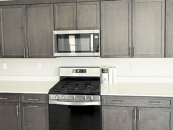 5th image of 5711 Sedona Springs St