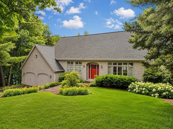 E13461 Grace St, Merrimac, WI 53561