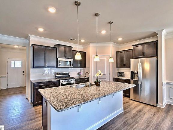 2nd image of 306 Pollyanna Dr