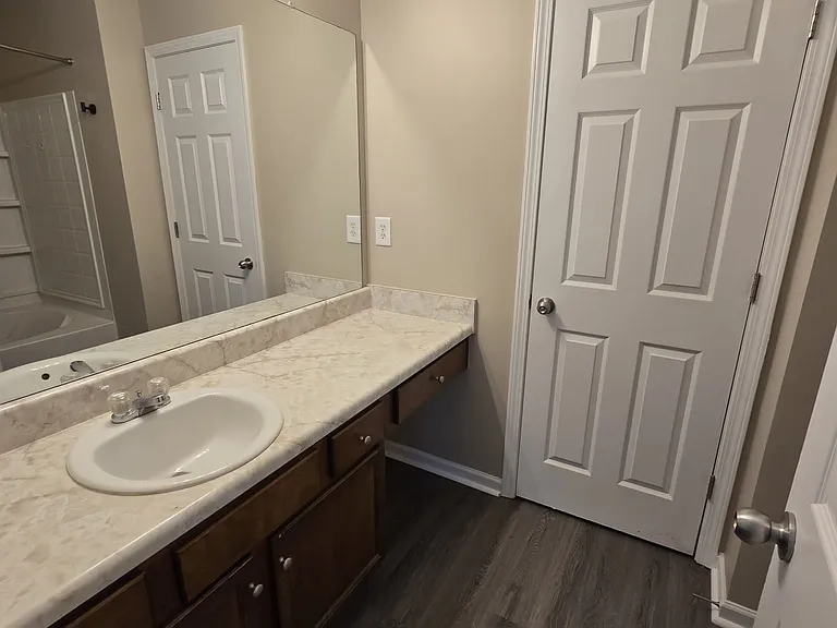 518 Oakside Pl — Photo 34