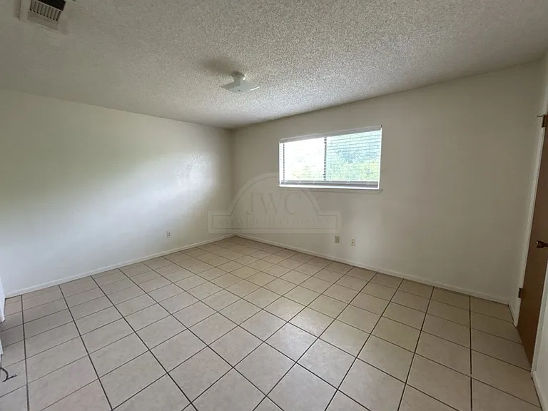 4209 Water St — Photo 19