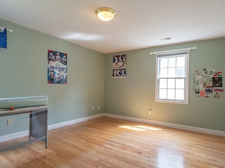62 Garden St #62 — Photo 12