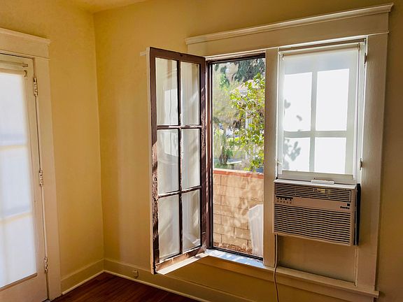 5th image of 722 W California Ave #1