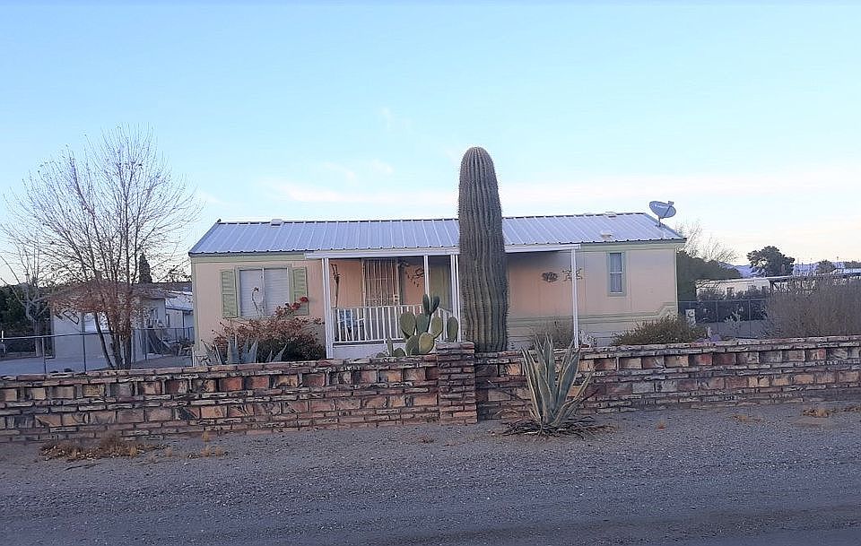 1st image of 66747 Cactus St