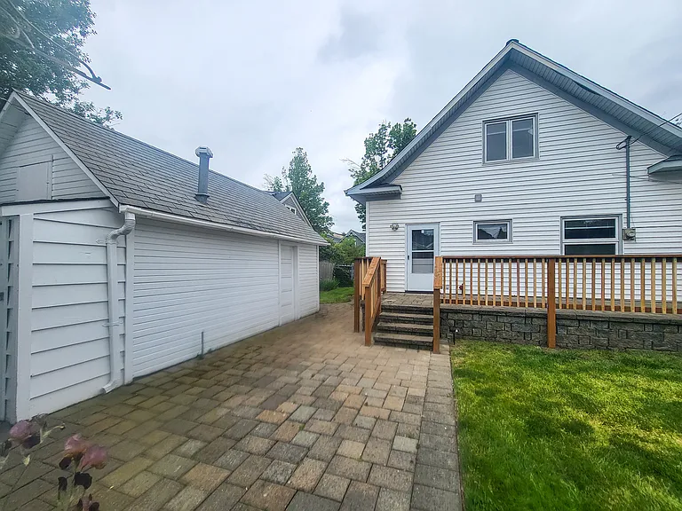 944 Cottage St NE — Photo 28