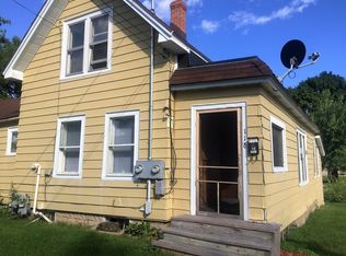 114 Maughs St, Necedah, WI 53948