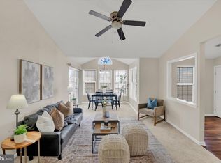 7518 Snowpea Ct APT 45, Alexandria, VA