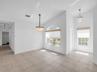 6082 Heliconia Rd, Delray Beach, FL 33484