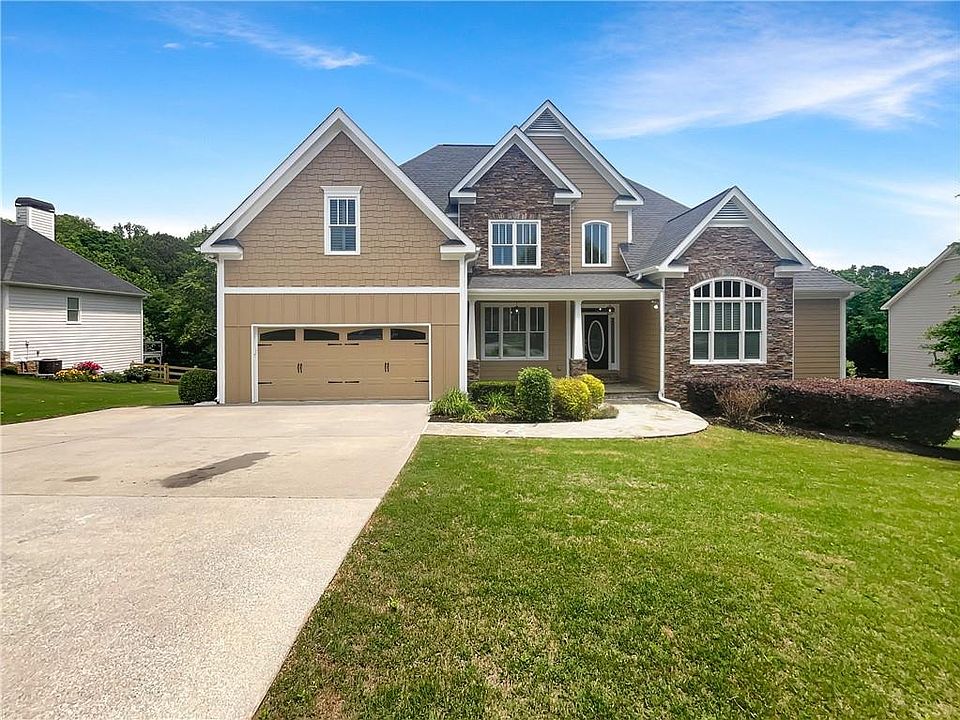1st image of 117 Royal Oaks Dr