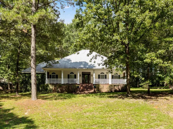 53 Winding Brook Dr, Sumrall, MS 39482